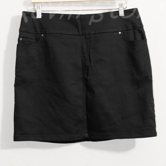 3 skorts size :L , Brand: S.C. & Co. Ladies' Denim , White, Blue , Black - Picture 6 of 14